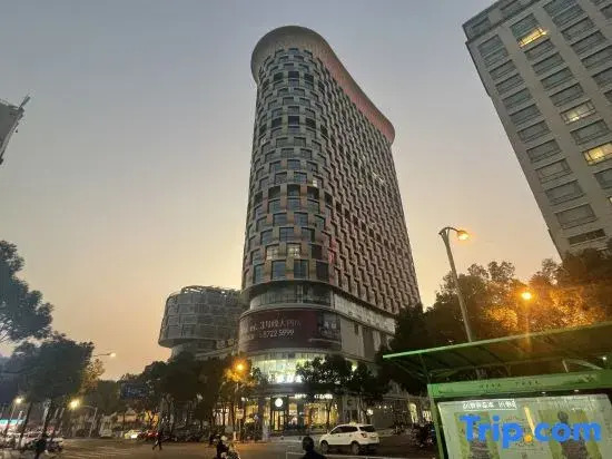Anlan Yingyue Design Apartment (Tianyi Square Town God's Temple Subway Station)