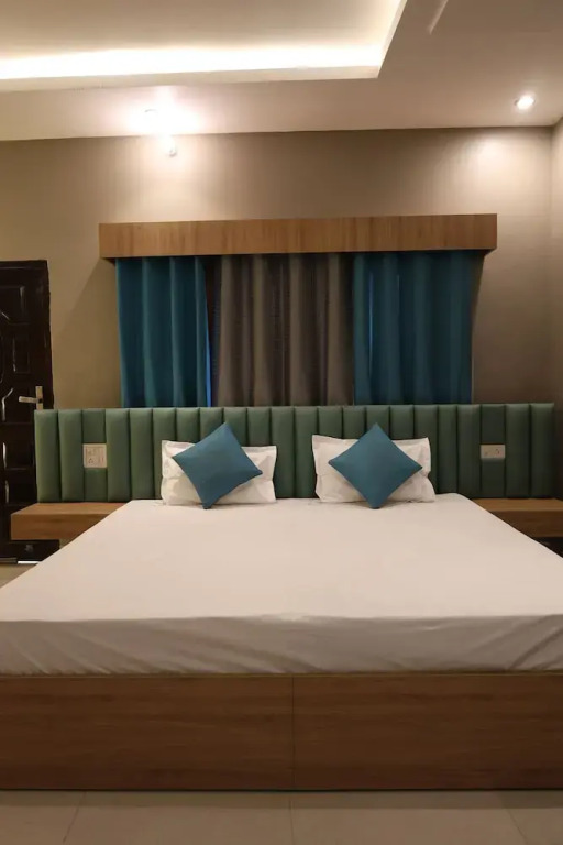Riverview Resort