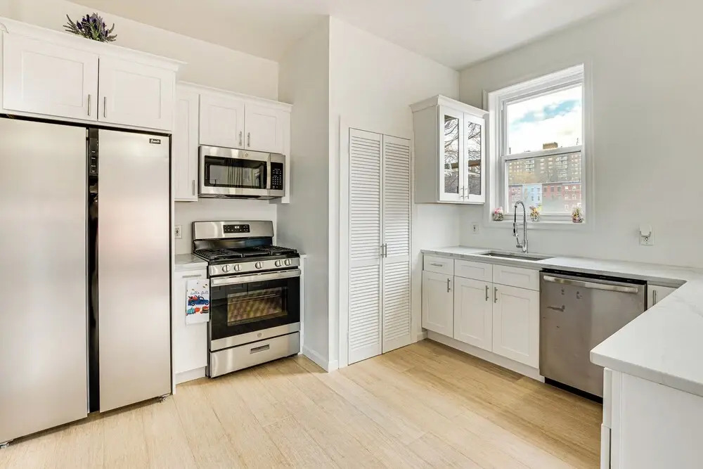 Near Prudential Center, Metlife: Extended-stay Hub