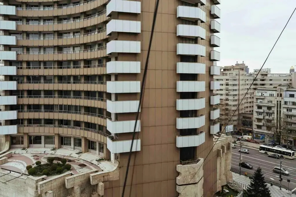 Stunning Views 2BR Intercontinental Flat