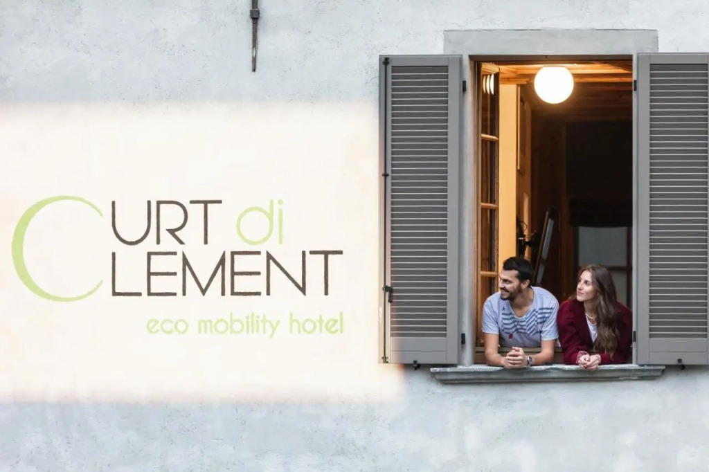 Curt di Clement Eco Mobility Hotel