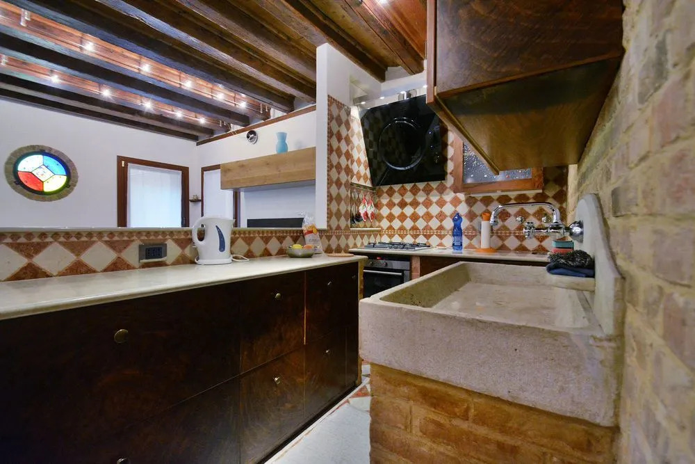 Ve.N.I.Ce. Cera Casa De La Vida