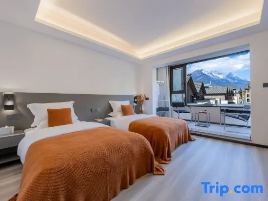 Ulysses Snow Mountain View Holiday Villa (Shuhe Ancient Town Store)