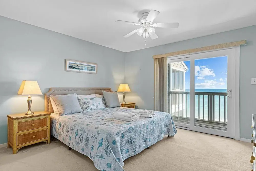 Breakers C32 2 Bedroom Condo by RedAwning