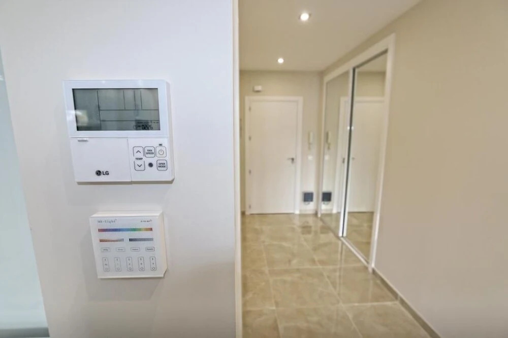 Beachfront Urb. Luxury Apartment 1