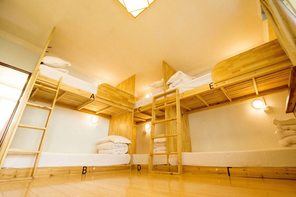 Guilin Cyan Box Guest House