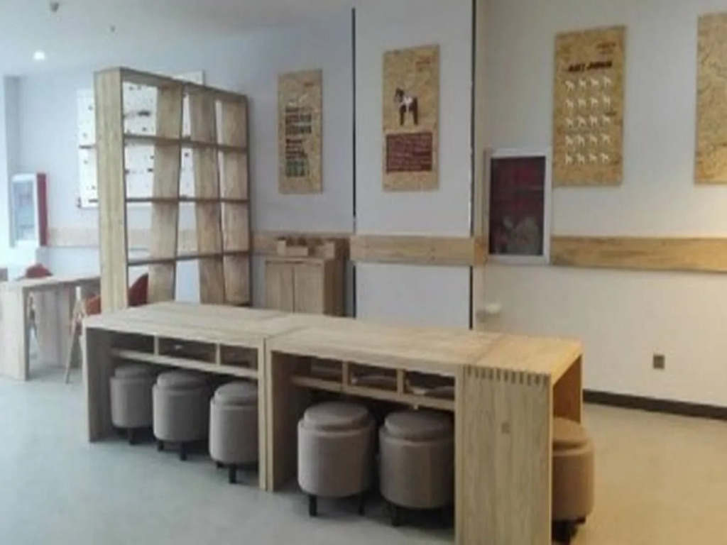 7 Days Inn Premium Tangshan Fengnan Shuanghu Jinyuan Branch