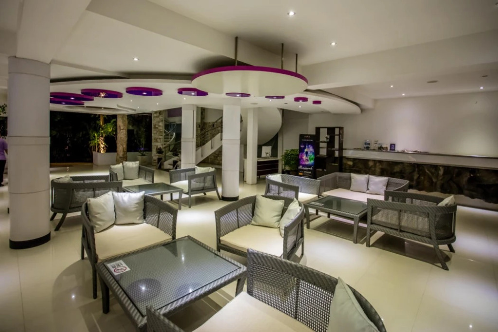 The L Resort