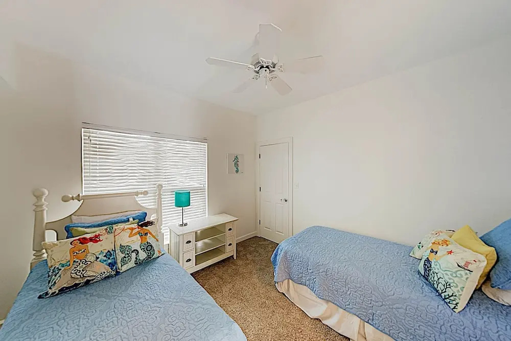 New Listing! Lovely On 18th Hole W/ Golf Cart 3 Bedroom Home