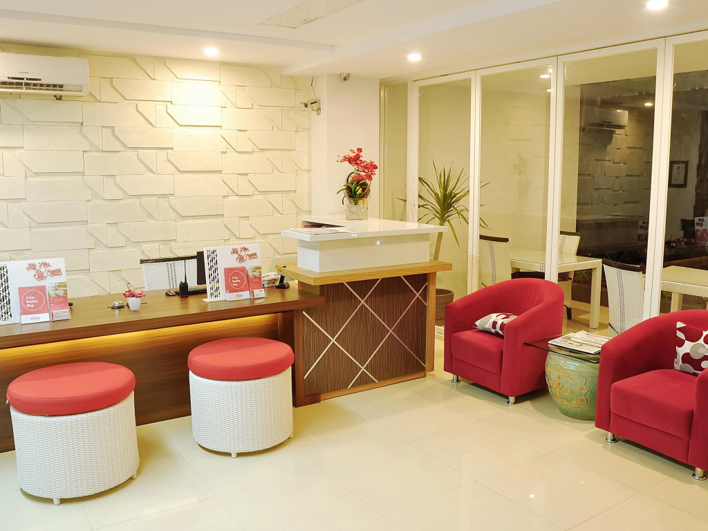 Tickle Hotel