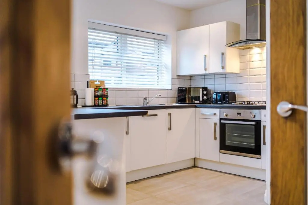 Lovely 3 Bed house - Park Lane