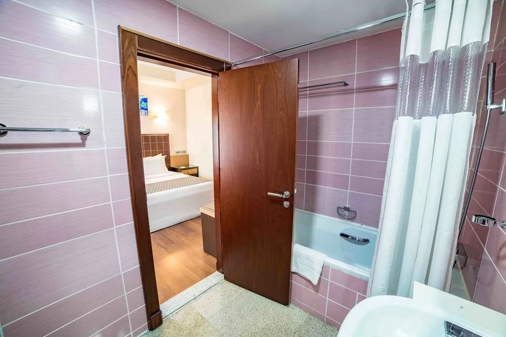 Alphaplus Apartments