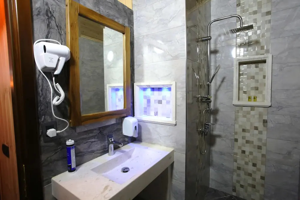Heraklis Hotel