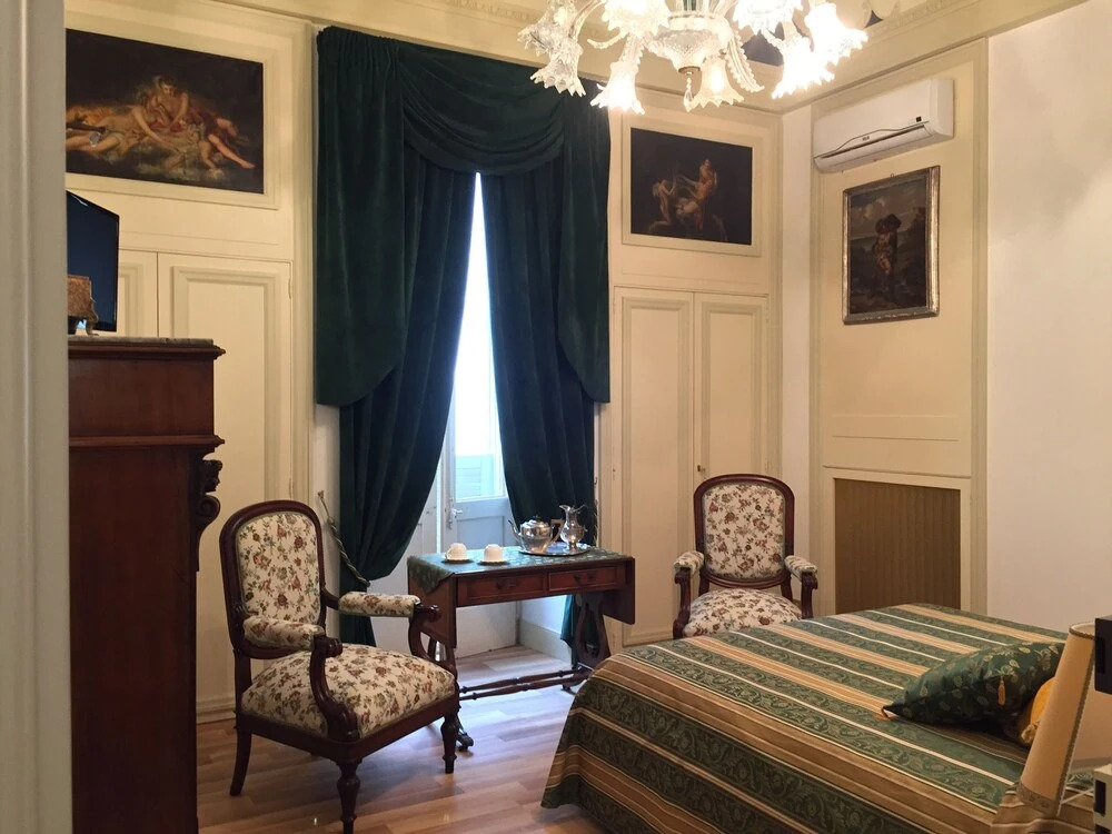 Palazzo Laguardia