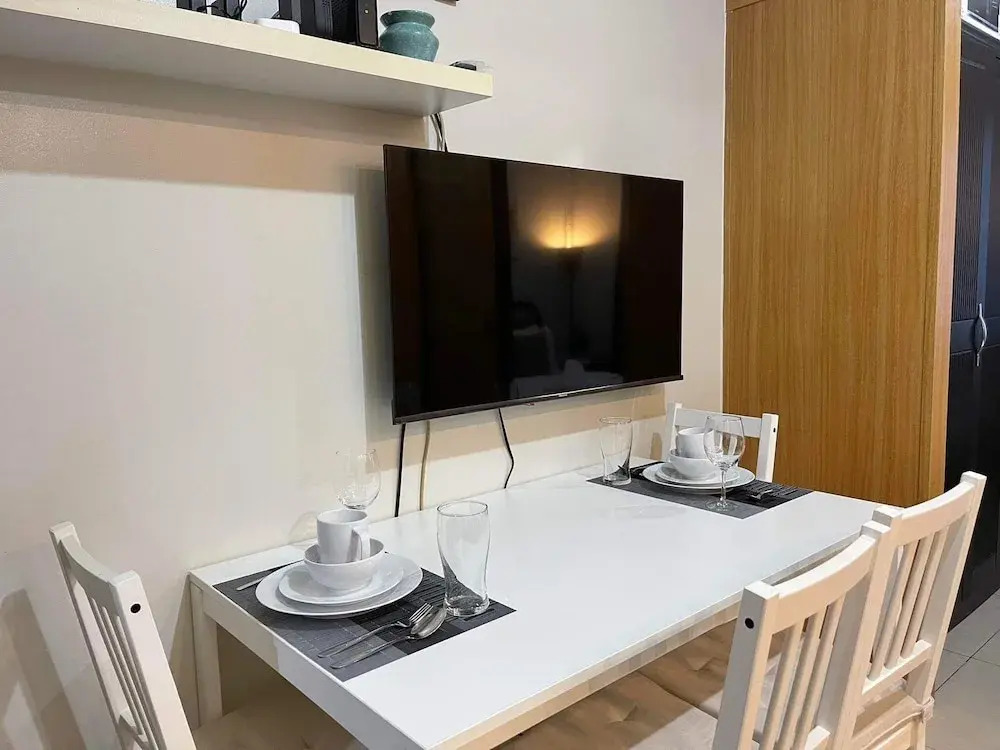 Shell Residence Moa by Gie