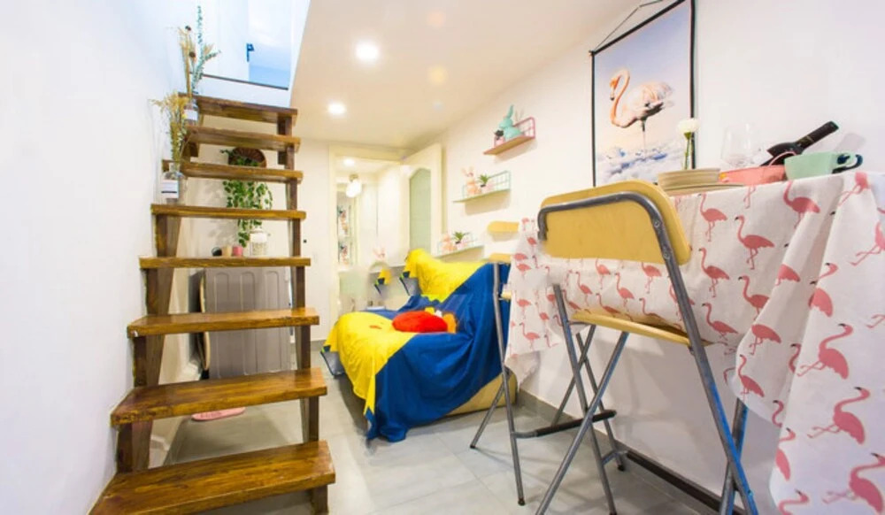 Hard Candy Apartment No.12