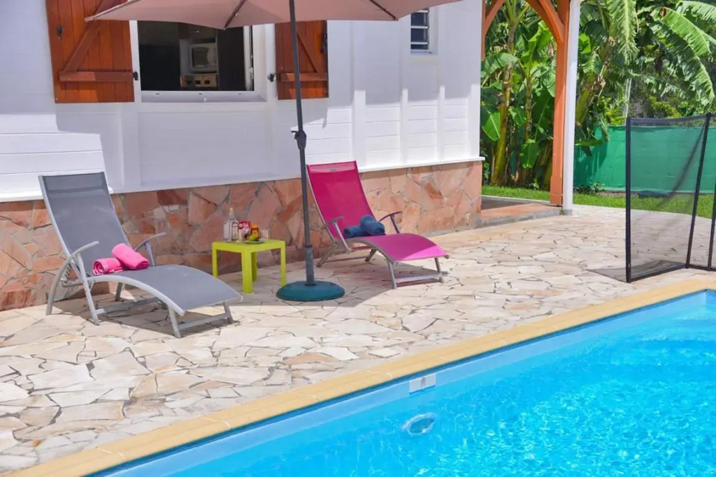 Villa créole et bien etre exclusif avec piscine et jacuzzi privé