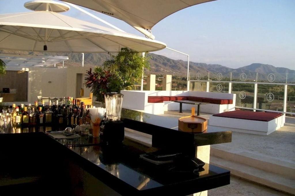 Hotel Santorini Resort
