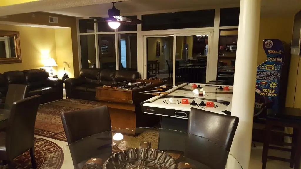 JeffsCondos - 5 Bedroom - Ocean Blue Resort