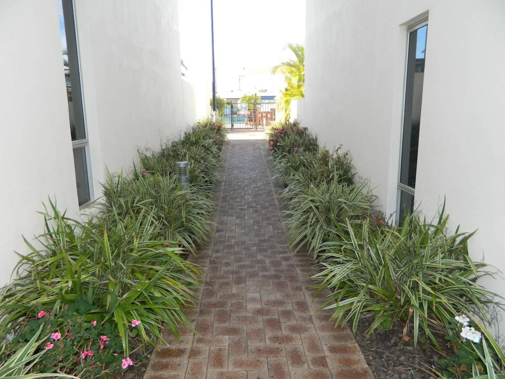 Mariner Waters Apartments