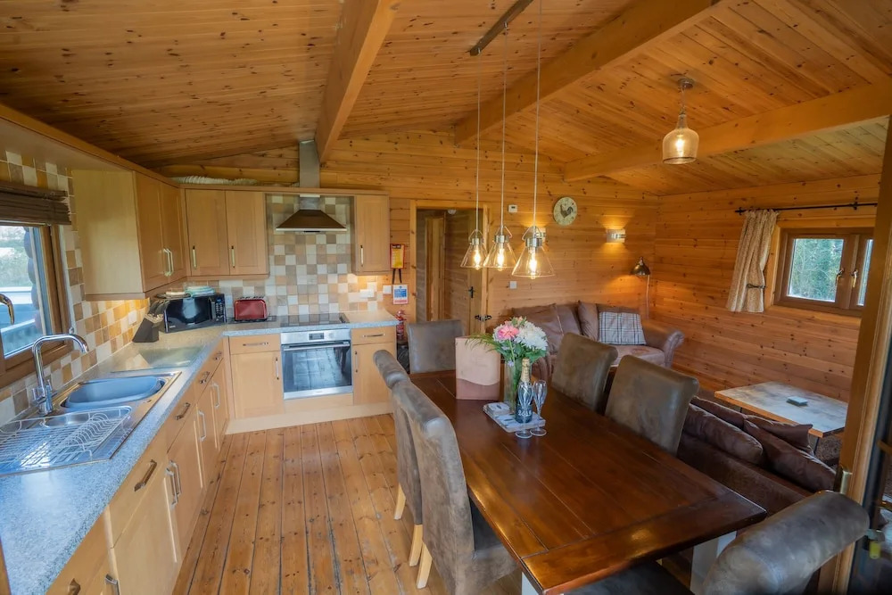 Wall Eden Farm - Luxury Log Cabins and Glamping