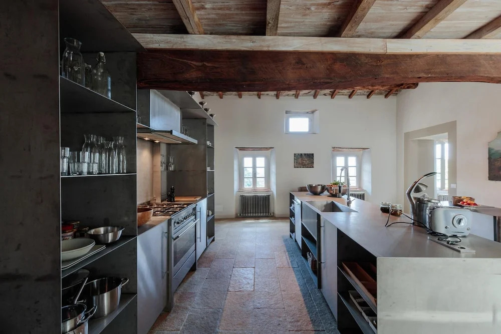 Palazzo Giusti, Understated Luxury with a Welcoming Ambience on the Hills of Lucca