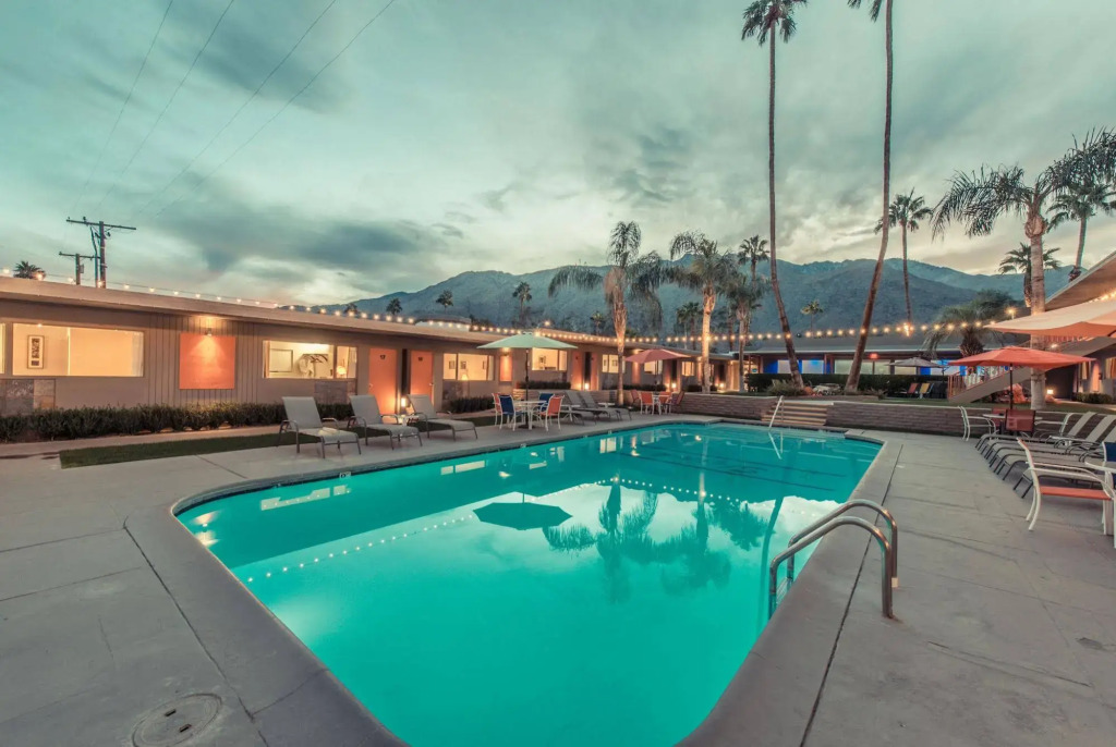 The Skylark, a Palm Springs Hotel