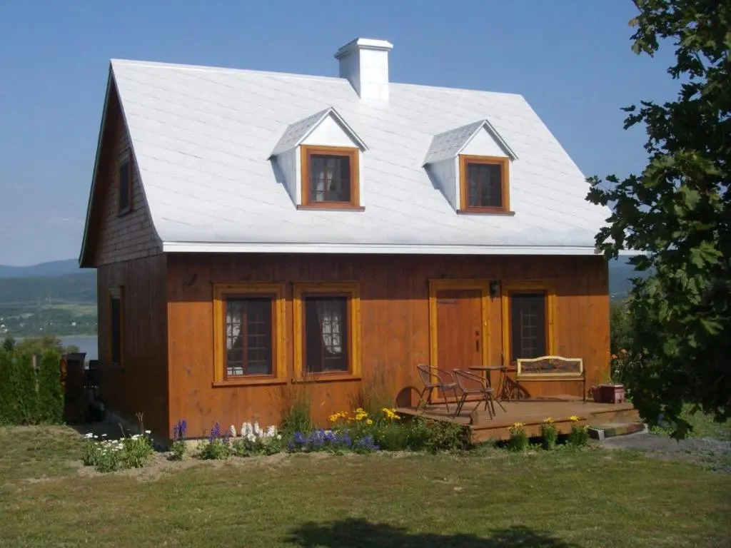 Au Vieux Foyer, Gîte & Chalets