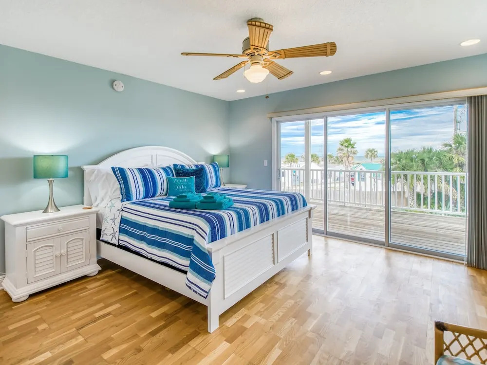 Sanctuary At The Beach W/ Ocean-view Balconies 5 Bedroom Home