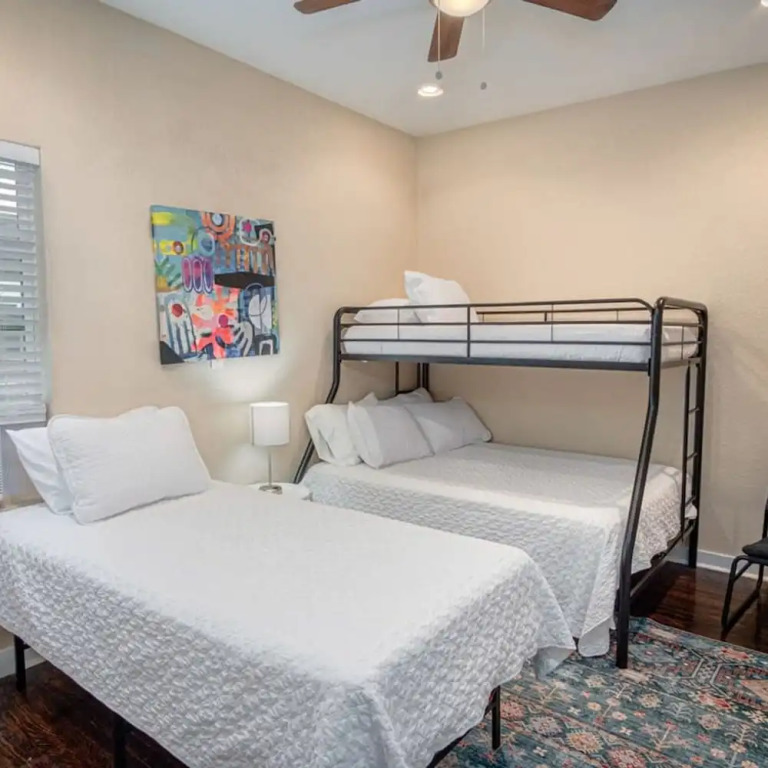 Fabulous Newly Renovated 2Br 1Ba Near Downtown