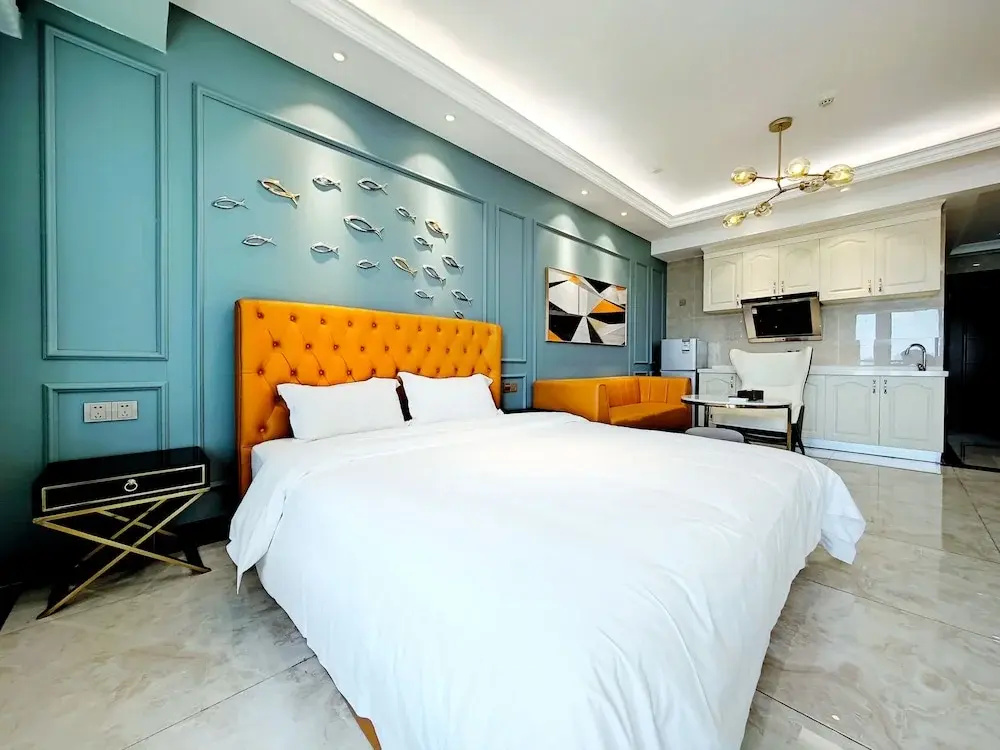 ROOMME Hotel Guangzhou Changlong South Village Wanbo CBD