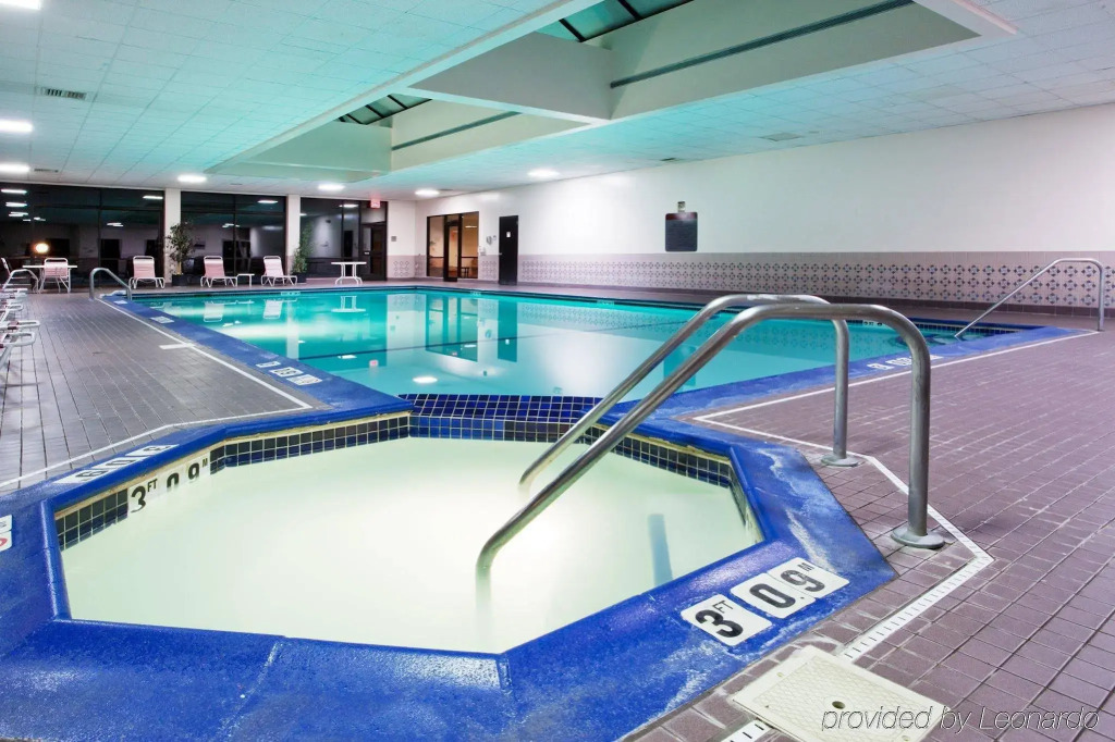 Holiday Inn Express Big Rapids by IHG