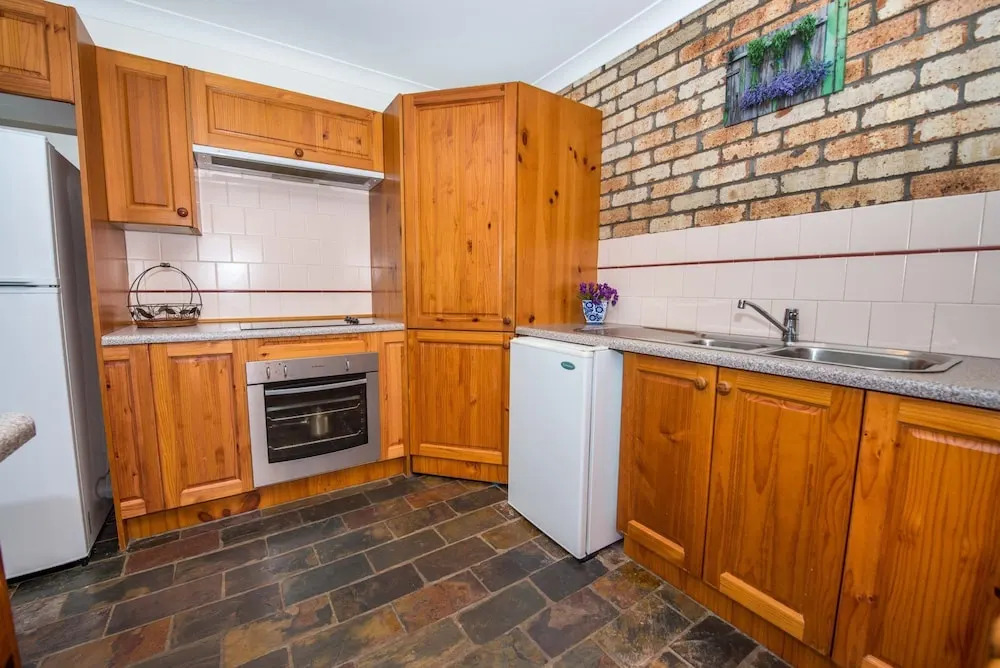 Whitesands Road, Unit 2/12