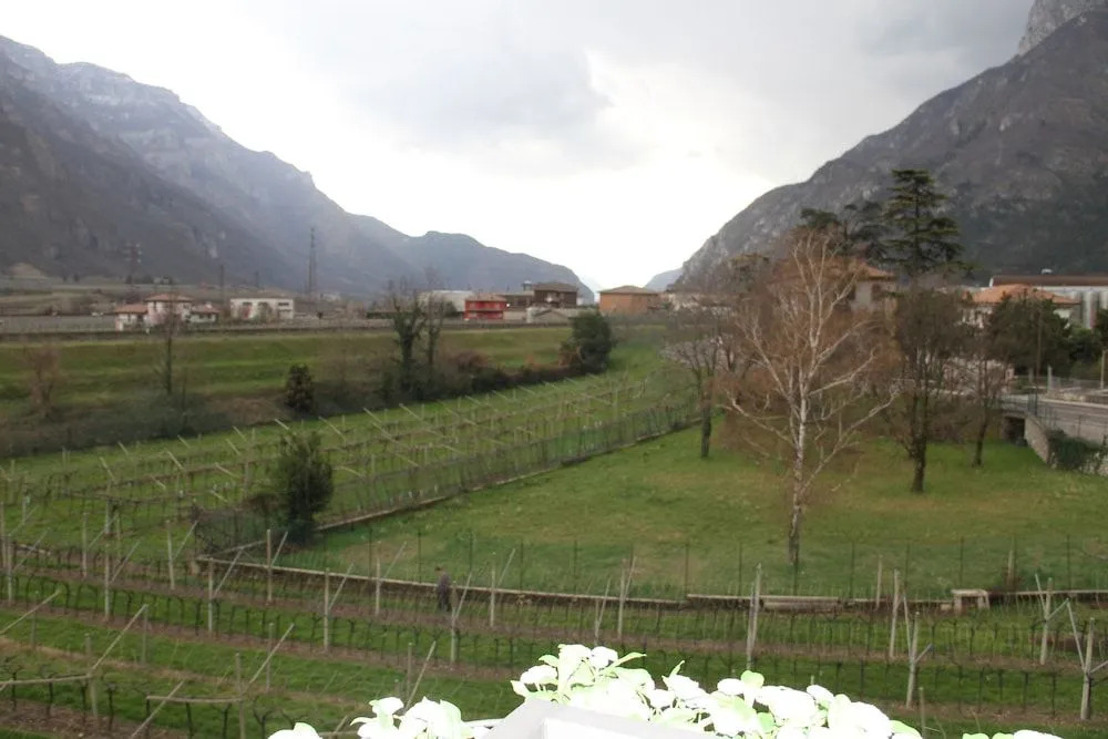 Vignola Rooms Avio