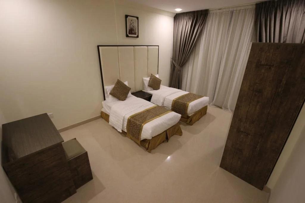 Al Makarunah -Lamasat Palace Suites