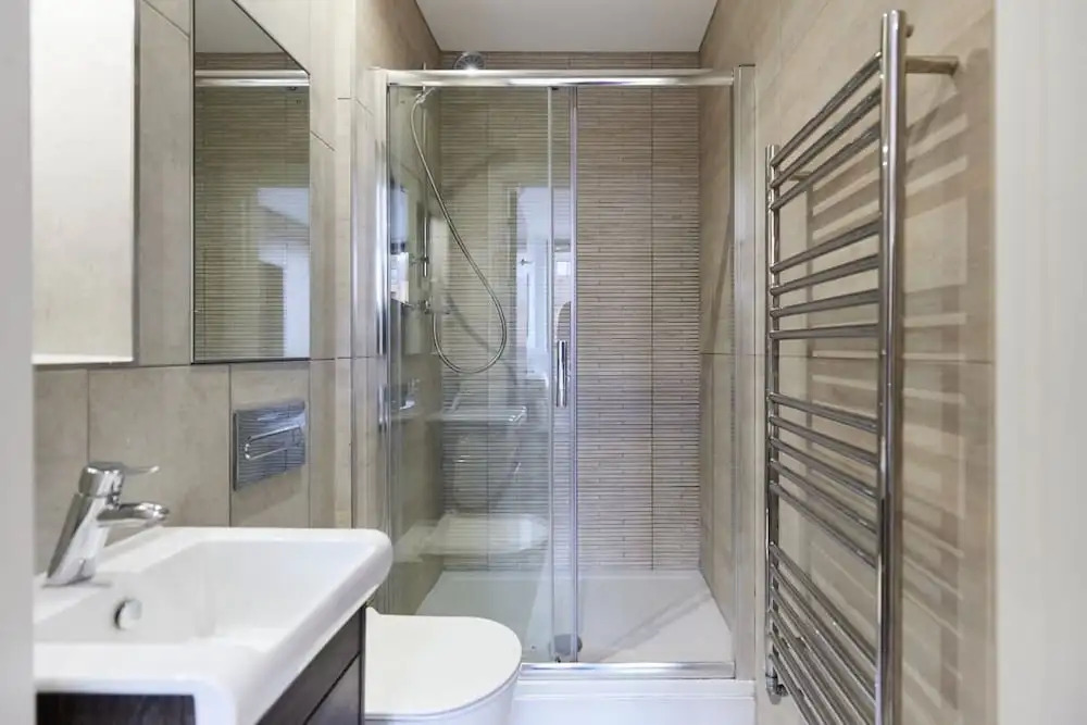 The Wembley Hideaway - Bright 2bdr Flat