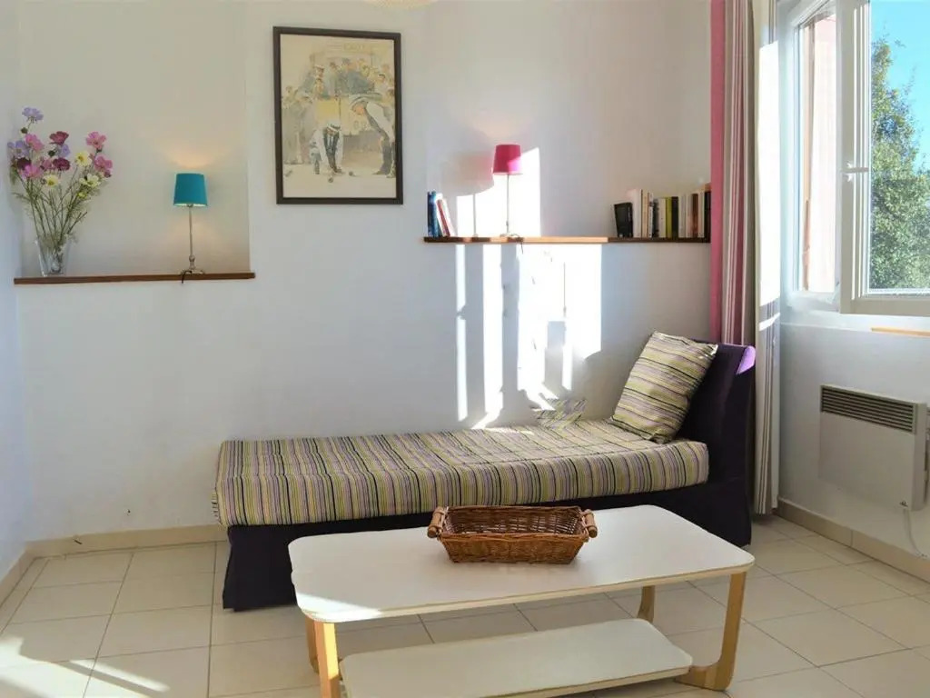 Appartement Le Lavandou, 3 pièces, 4 personnes - FR-1-251-25