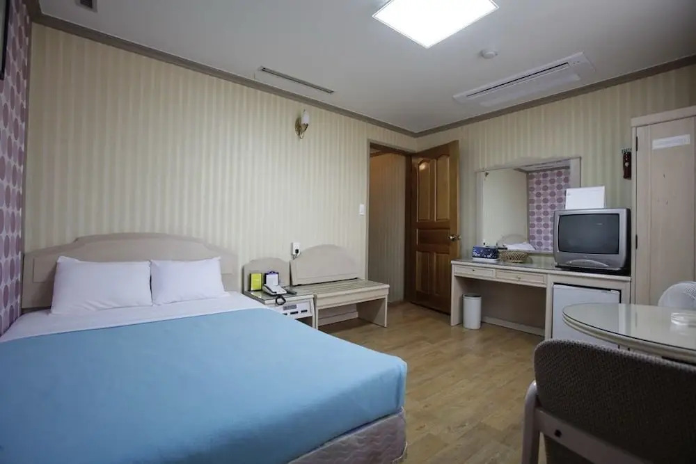 Geoje Tourist Hotel