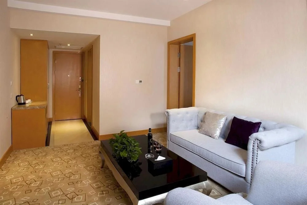 Fortune Hotel