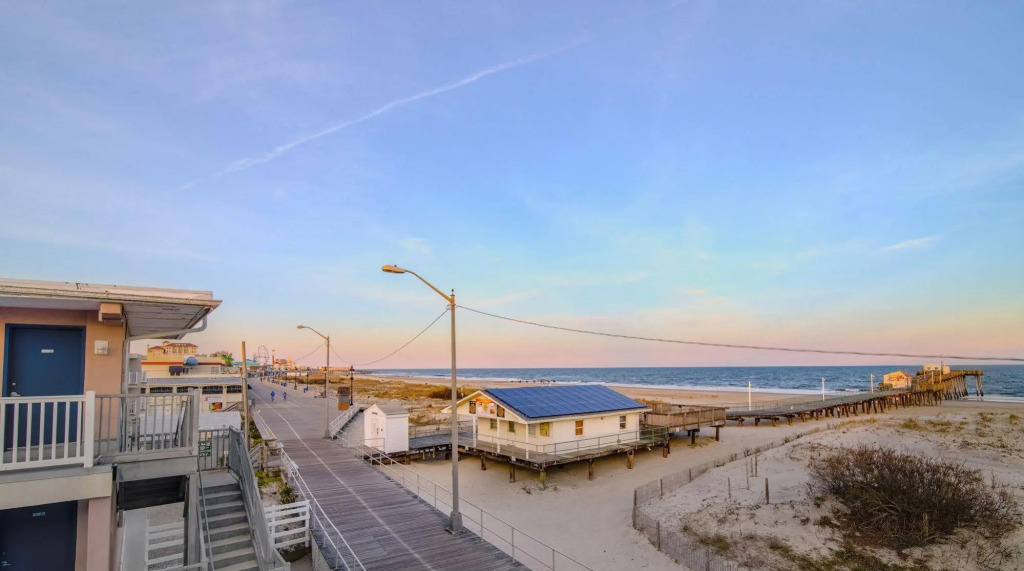 Ocean Front Motel