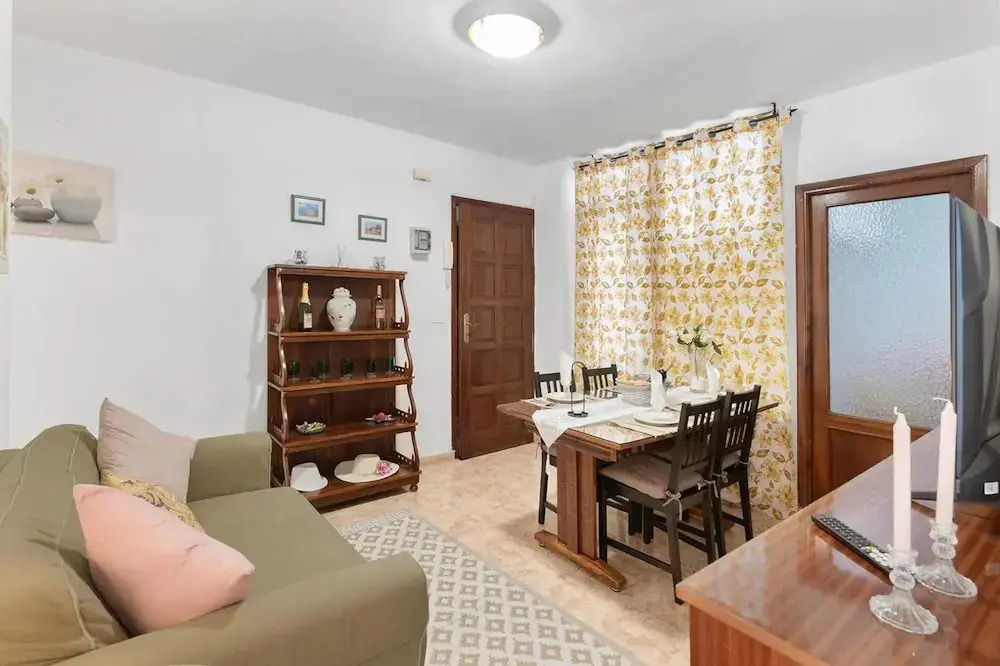Apartment in Santa Cruz Near Beaches