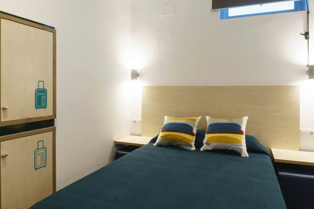 TAKE Hostel Conil