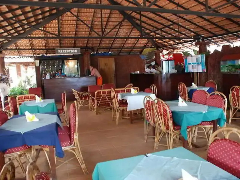 OYO 1444 Silver Sands Holiday Village