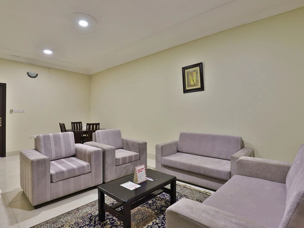 OYO 211 Mayar International Furnished Units 1