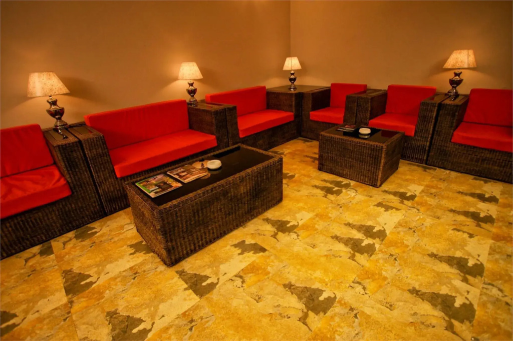Hotel Travellers Nest Kandy