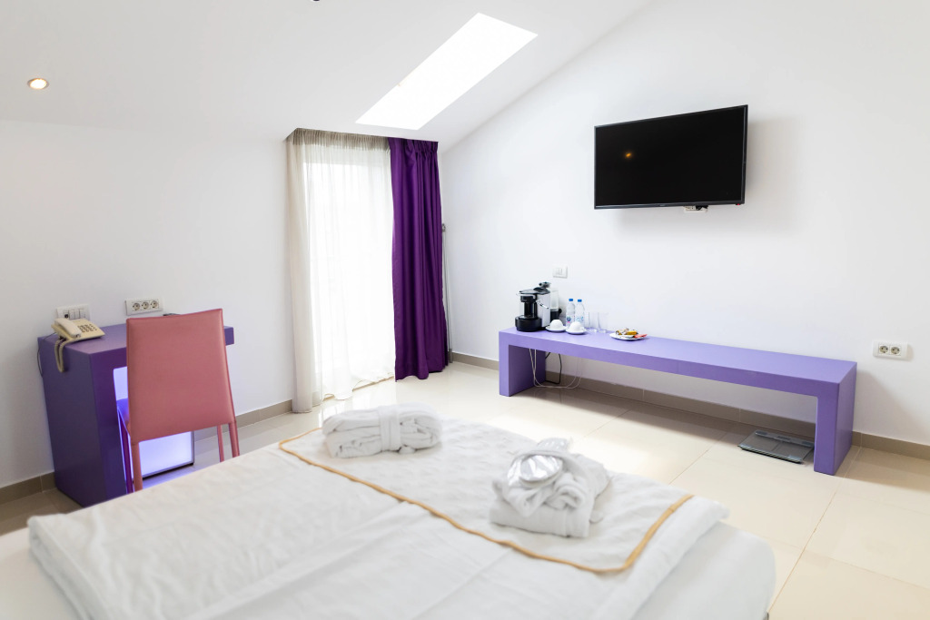 Christina Hotel