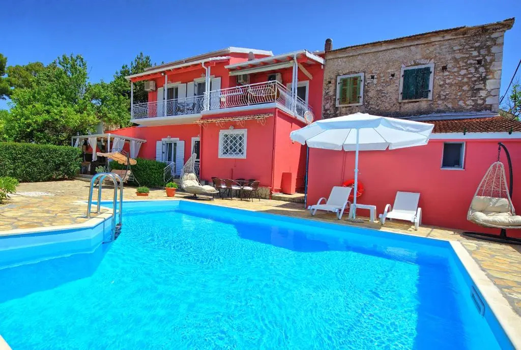 Villa Giador by PosarelliVillas