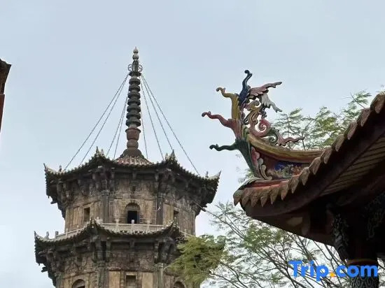 Yimi Hotel (Quanzhou Dong Station)