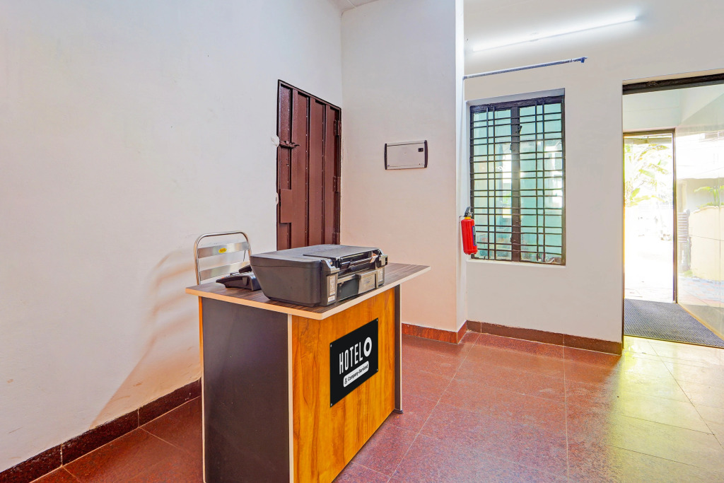 Hotel O Thammanam Kochi