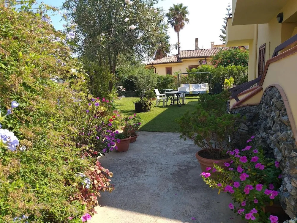 Sybaris B&B
